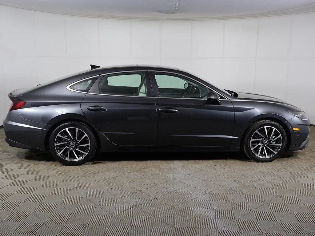 2023 HYUNDAI SONATA LIMITED FWD 4D SEDAN — photo 1