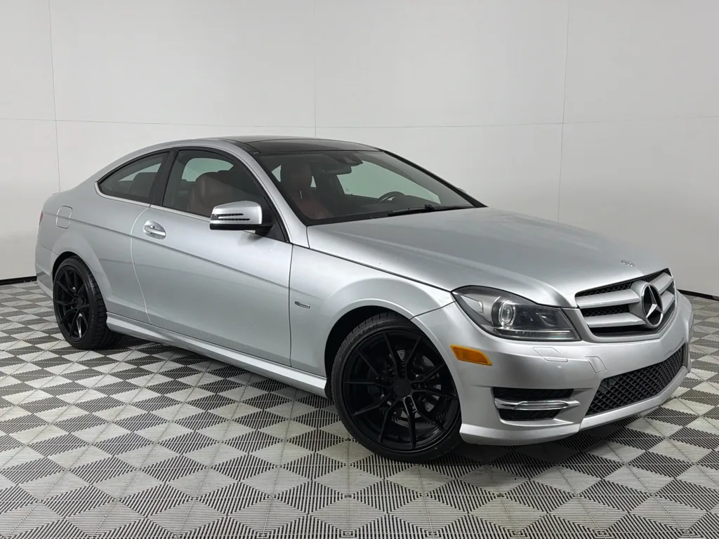 2012 Mercedes-Benz C-Class C250 — photo 1