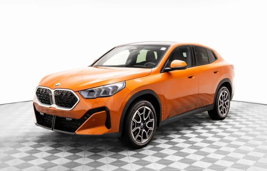 2025 BMW X2 xDrive28i