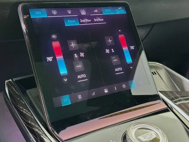 2025 Cadillac Escalade IQ Luxury 1 — thumbnail 12