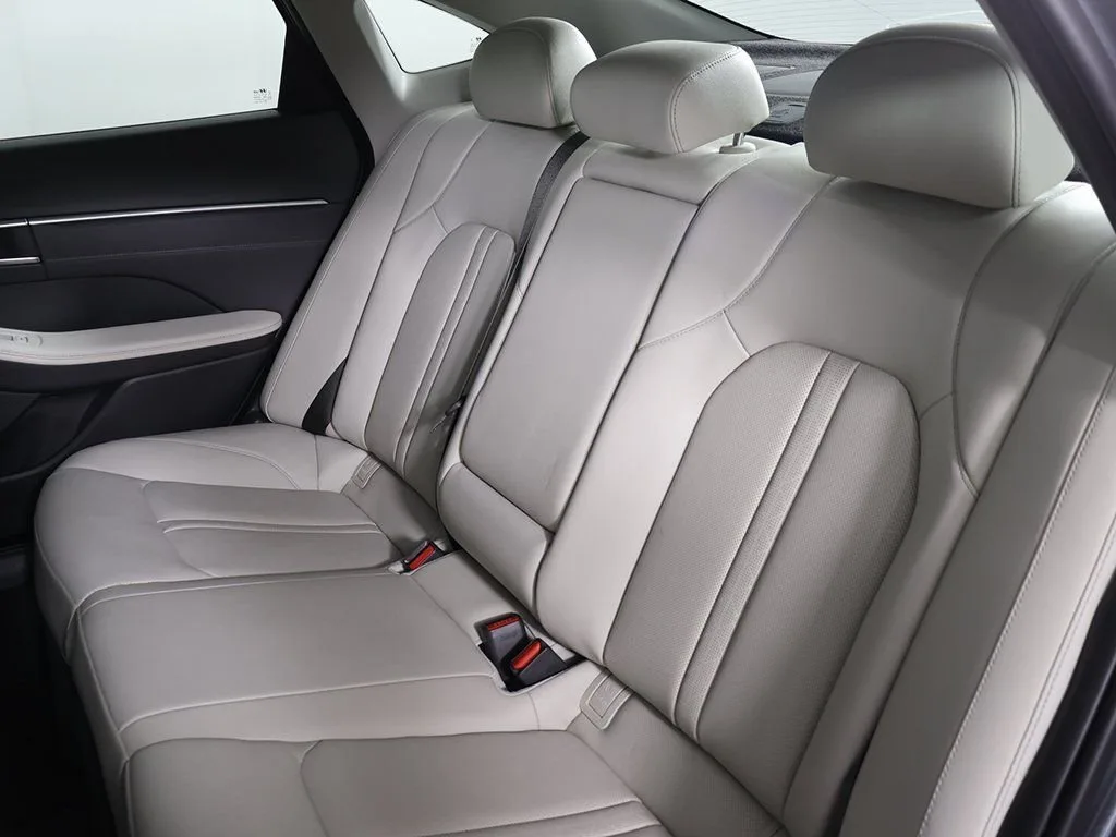 2023 HYUNDAI SONATA LIMITED FWD 4D SEDAN — thumbnail 11