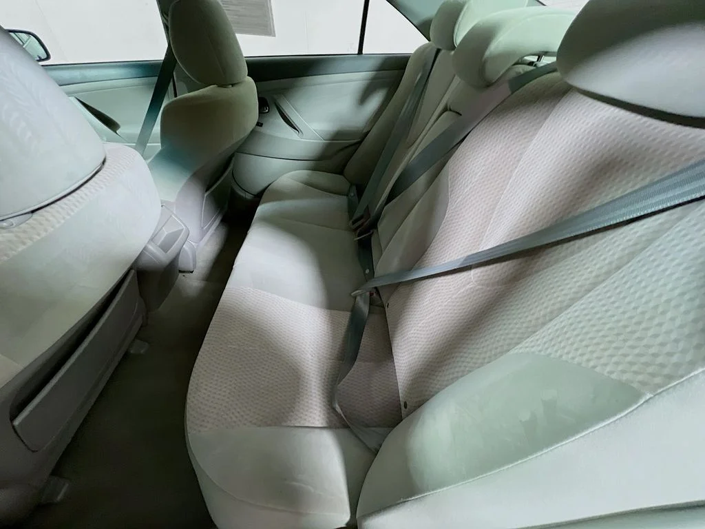 2011 Toyota Camry — thumbnail 12