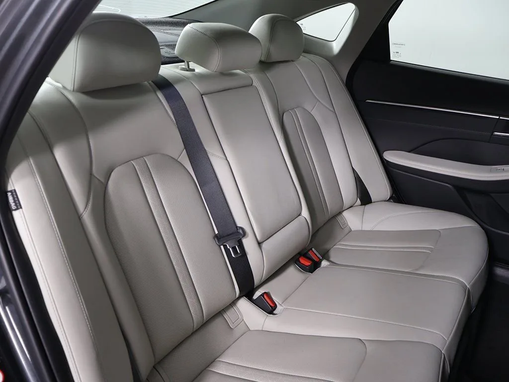 2023 HYUNDAI SONATA LIMITED FWD 4D SEDAN — thumbnail 12