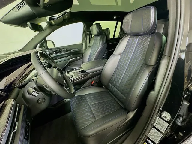 2025 Cadillac Escalade IQ Luxury 1 — thumbnail 14