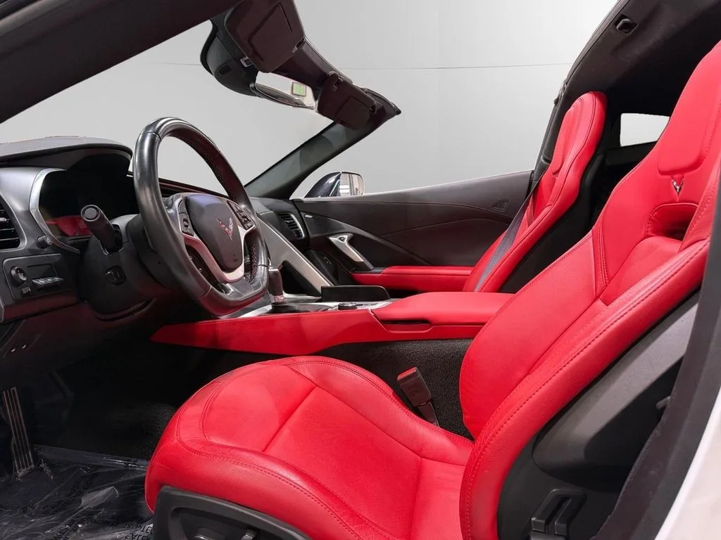 2016 Chevrolet Corvette Stingray Z51 — thumbnail 14