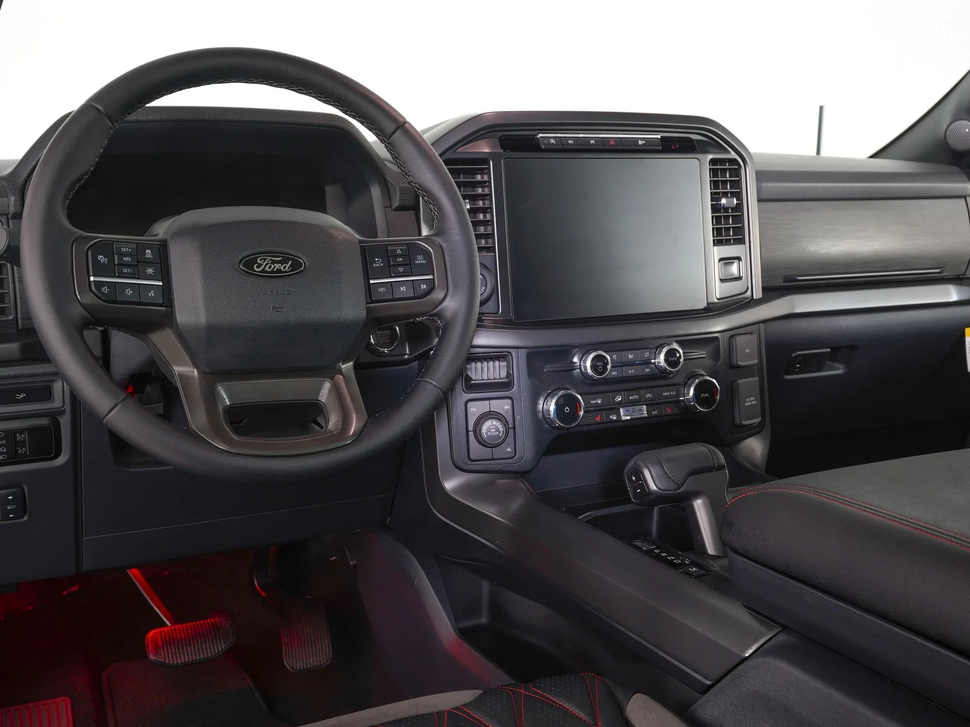2024 Ford F-150 XLT — thumbnail 15