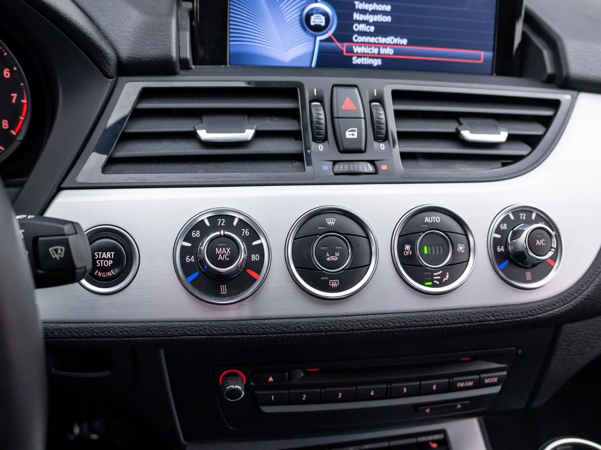 2016 BMW Z4  sDrive28i — thumbnail 13