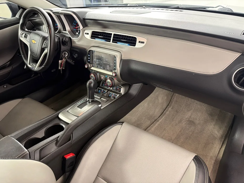 2013 Chevrolet Camaro 2SS — thumbnail 17