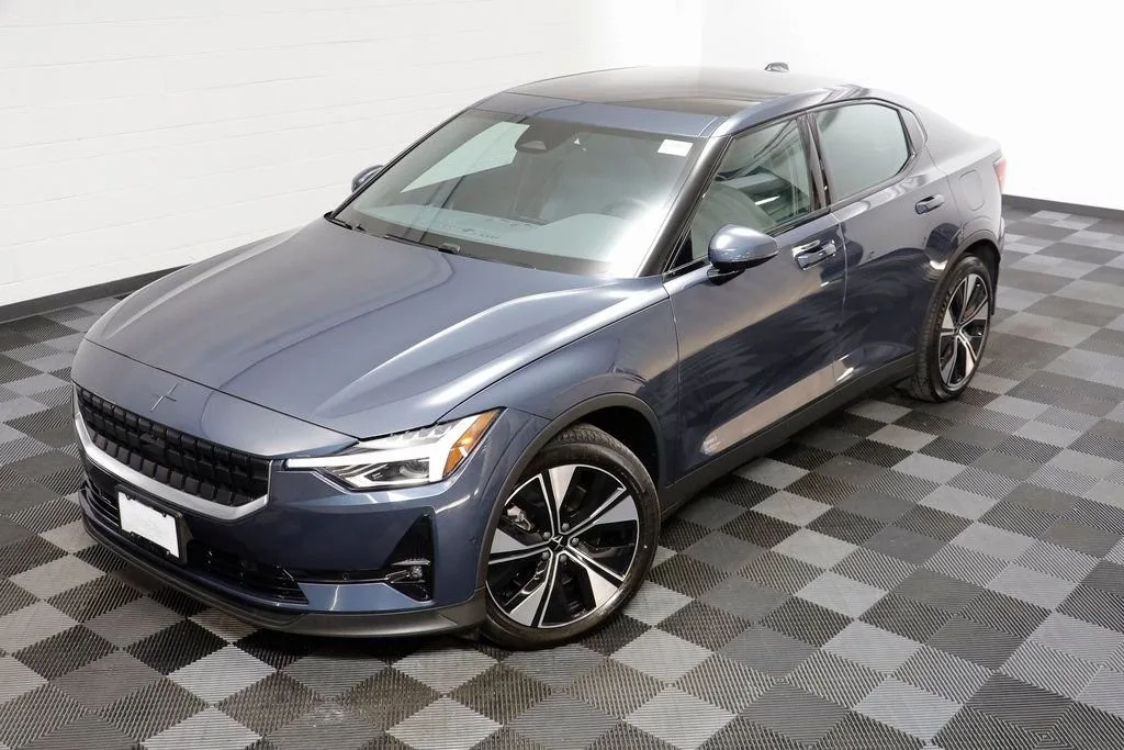 2023 Polestar 2 Long Range Dual Motor AWD — thumbnail 2