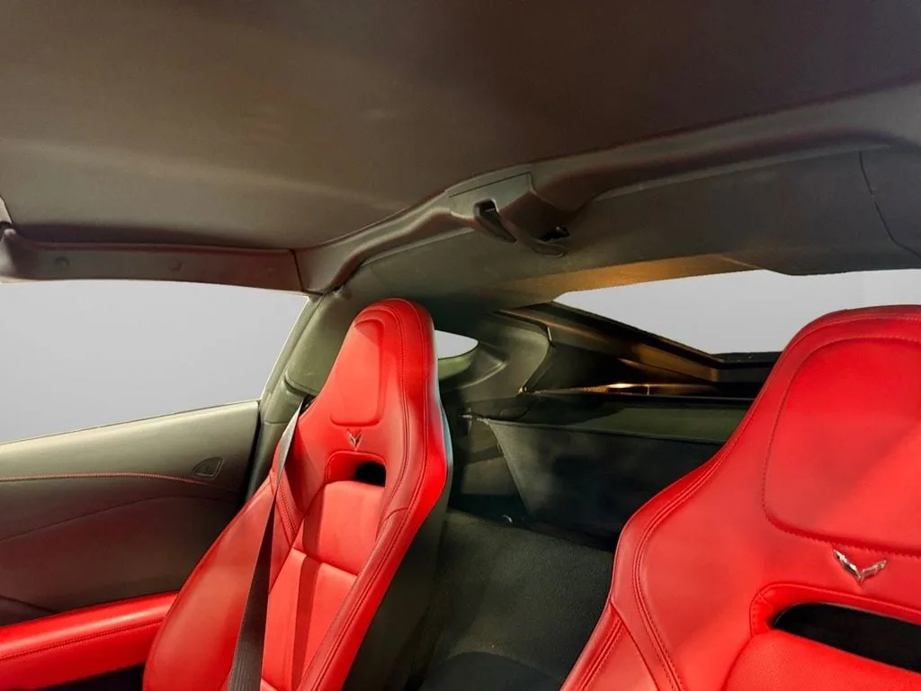 2016 Chevrolet Corvette Stingray Z51 — thumbnail 21