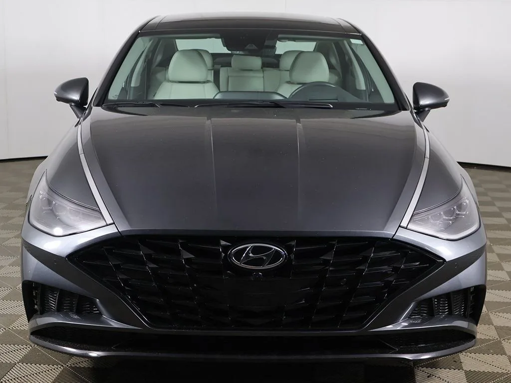 2023 HYUNDAI SONATA LIMITED FWD 4D SEDAN — thumbnail 3