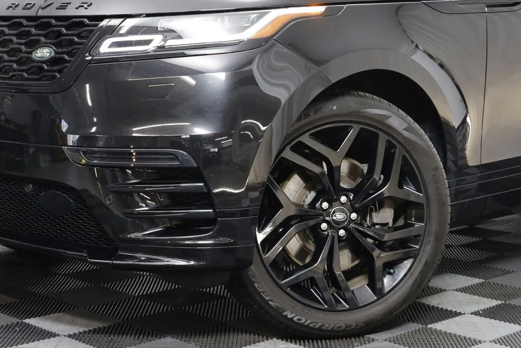 2023 Range Rover Velar HST 4WD 4D Sport Utility — thumbnail 3