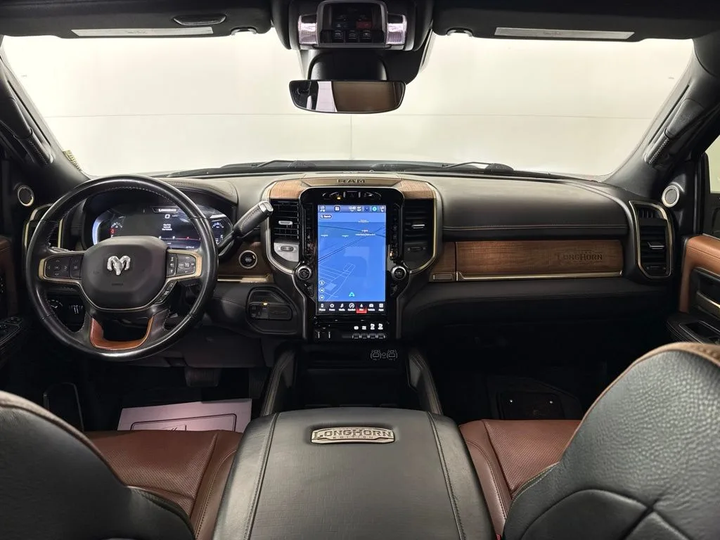 2024 Ram 3500 Longhorn — thumbnail 29