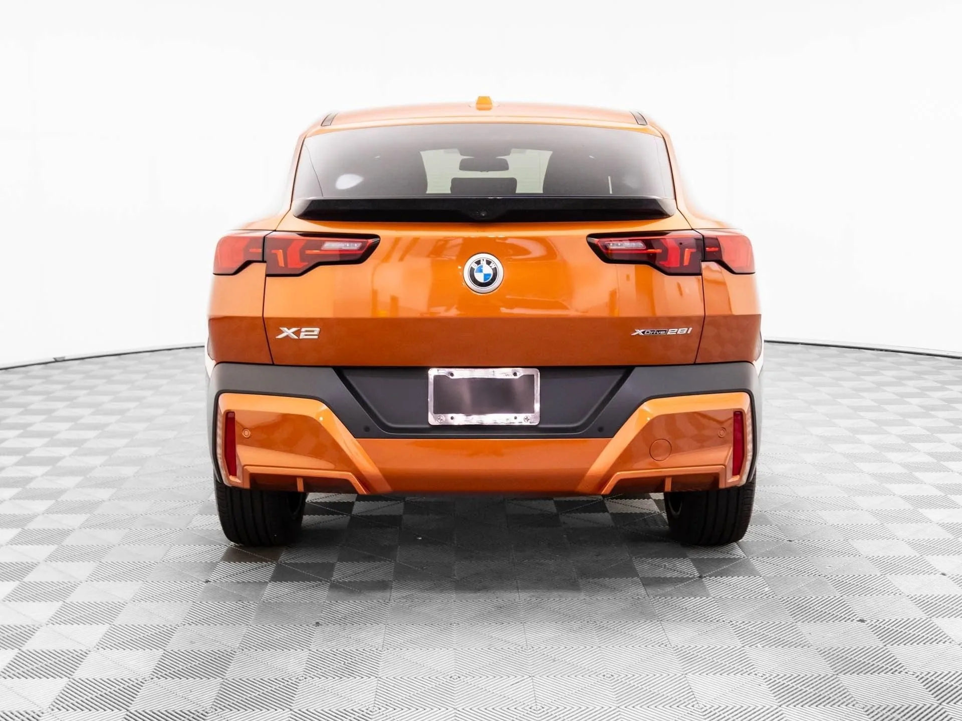 2025 BMW X2 xDrive28i — thumbnail 4