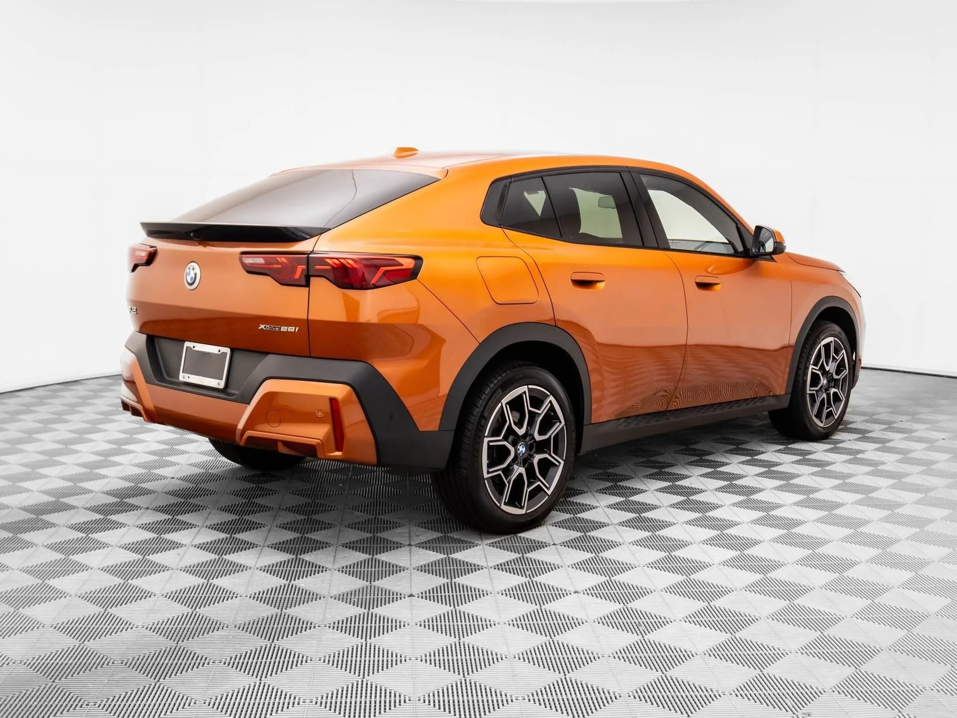 2025 BMW X2 xDrive28i — thumbnail 5