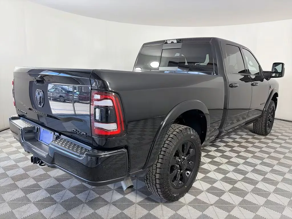 2024 Ram 3500 Limited — thumbnail 7
