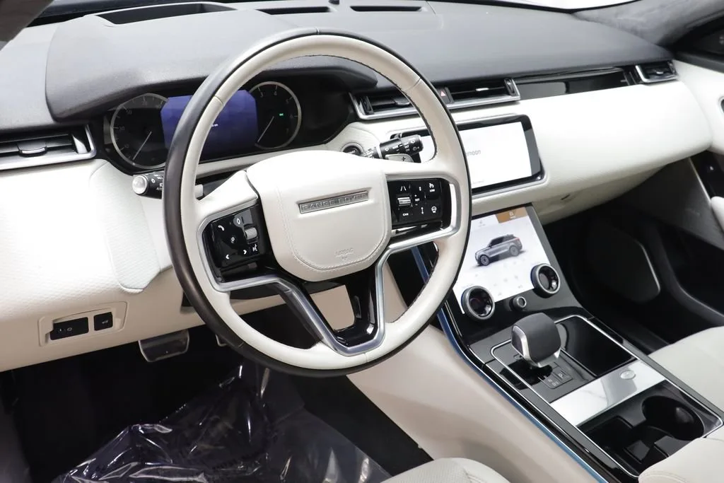 2023 Range Rover Velar HST 4WD 4D Sport Utility — thumbnail 7