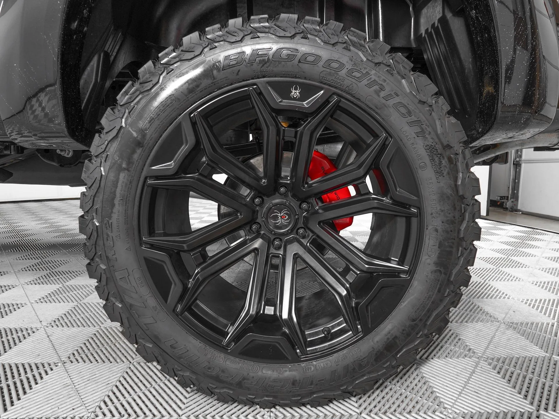2024 Ford F-150 XLT — thumbnail 8