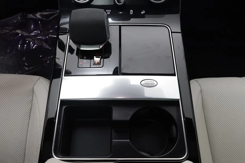 2023 Range Rover Velar HST 4WD 4D Sport Utility — thumbnail 8